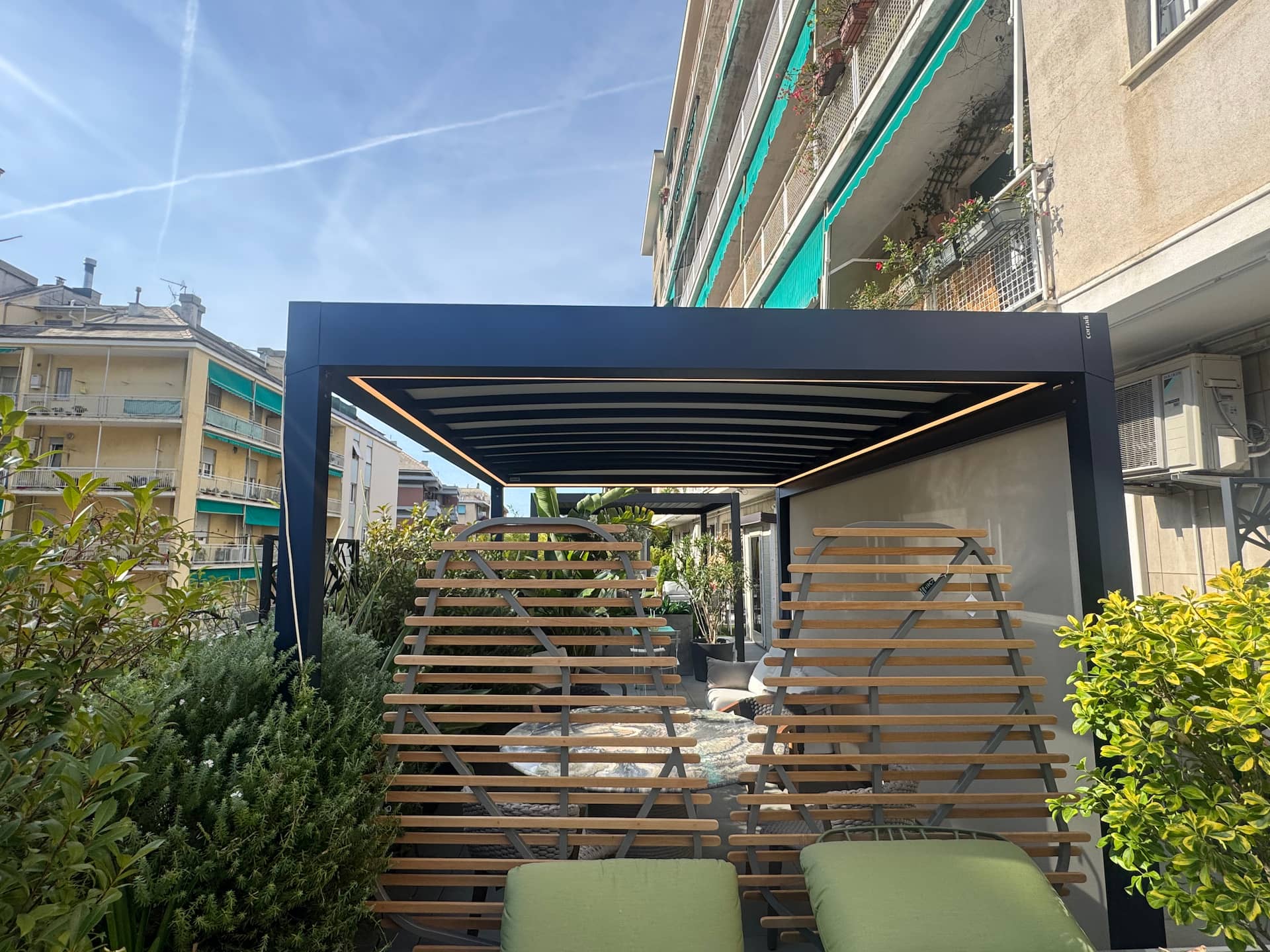 pergole pergotende e pergole bioclimatiche per arredo giardino a genova balbo outdoor
